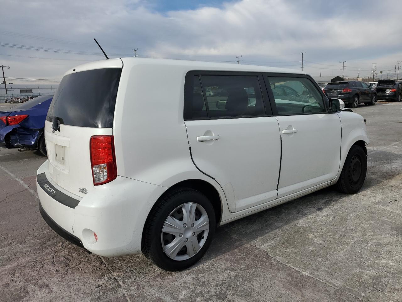 VIN JTLZE4FE0EJ059168 2014 TOYOTA SCION no.3