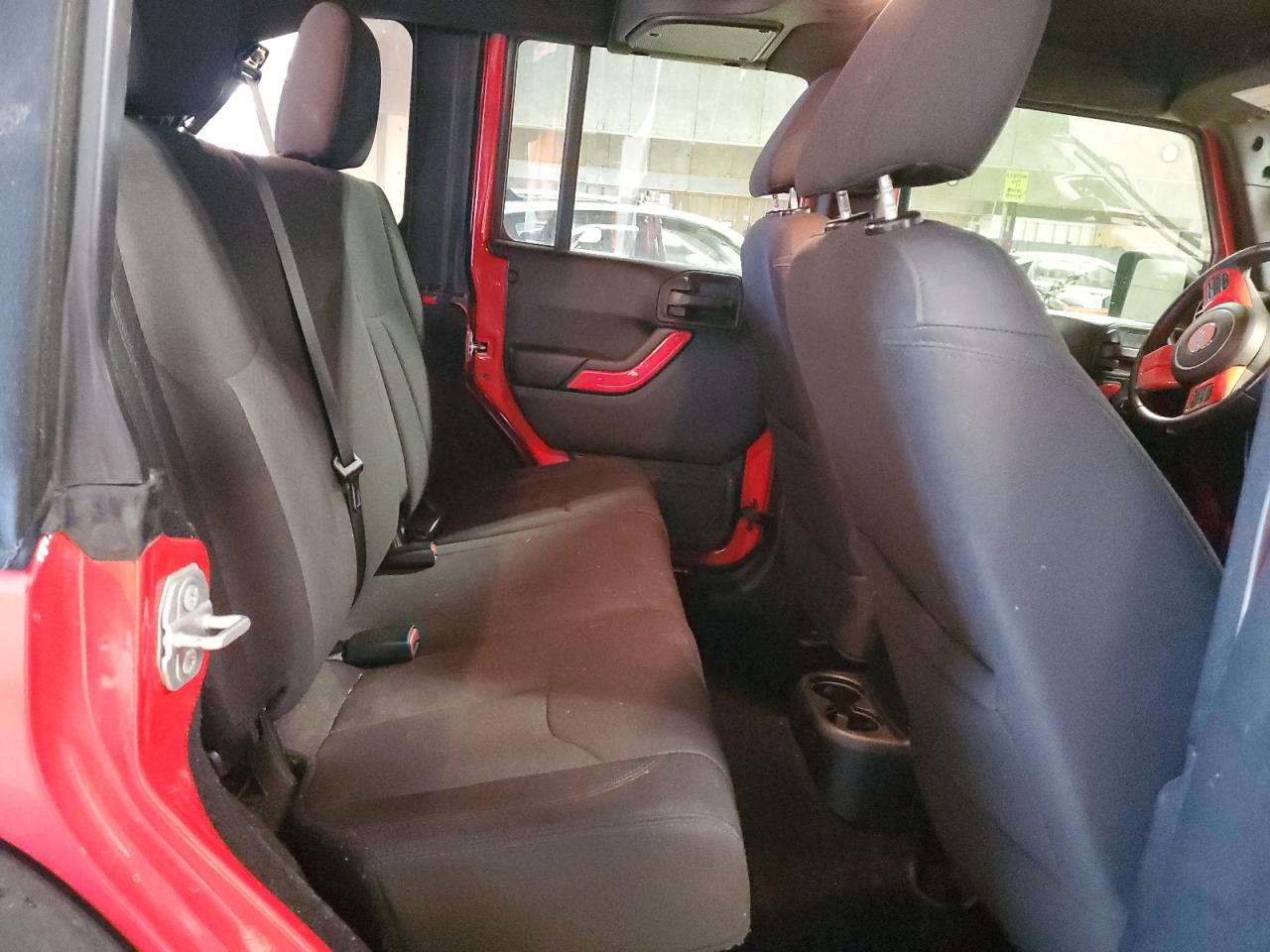 2018 Jeep Wrangler - Image 11