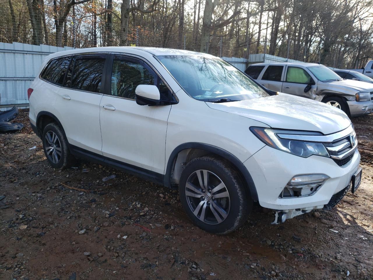 2017 Honda Pilot - Image 4