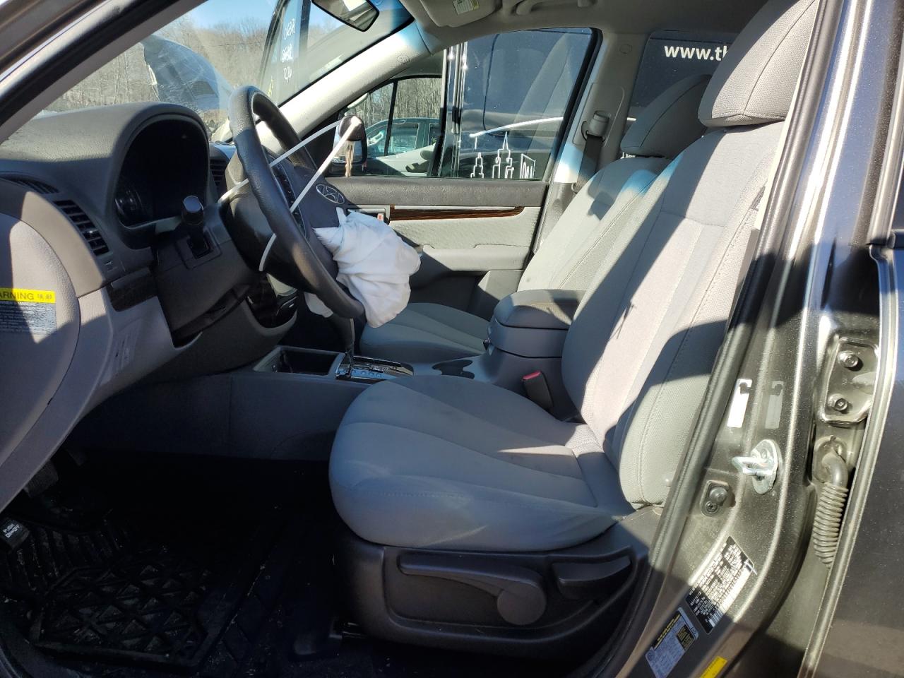 2012 Hyundai Santa Fe - Image 7