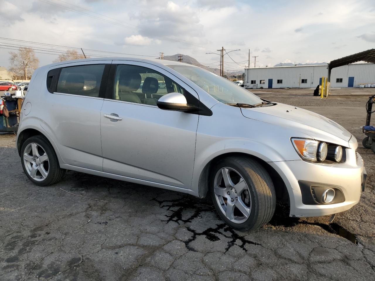 2015 Chevrolet Sonic - Image 4