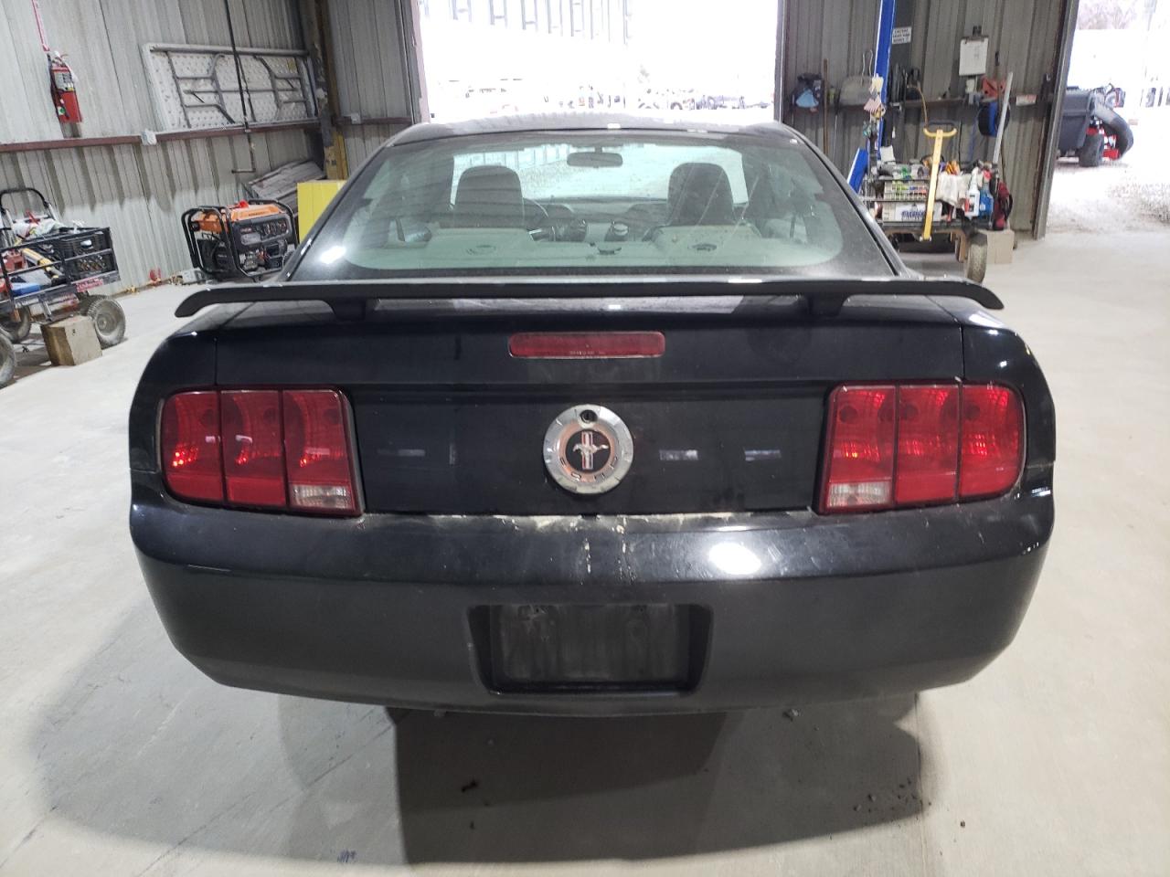 2006 Ford Mustang - Image 6