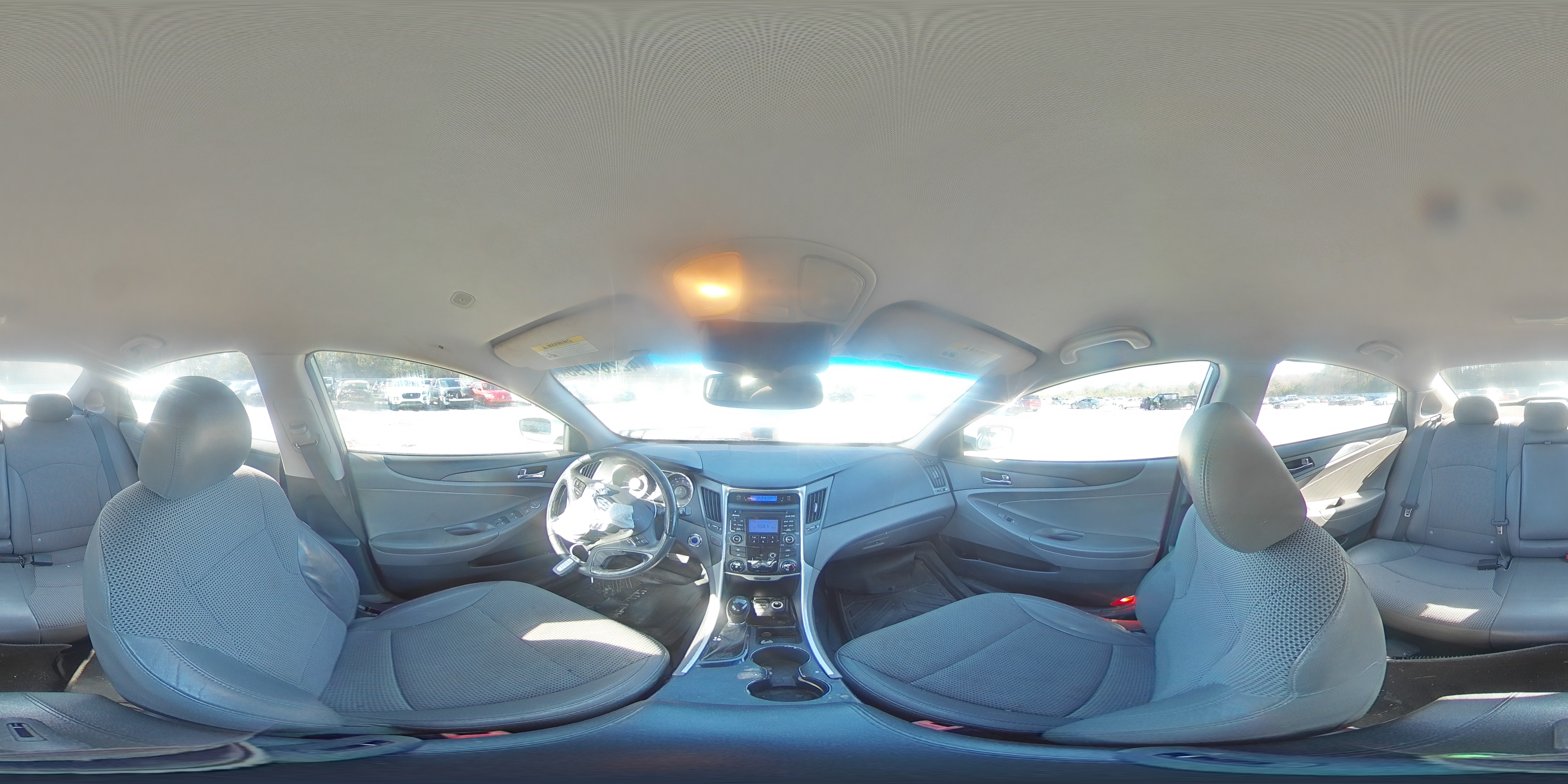 2011 Hyundai Sonata - Image 13