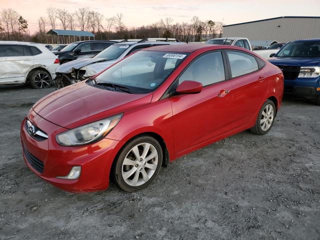  HYUNDAI ACCENT 2013 Czerwony