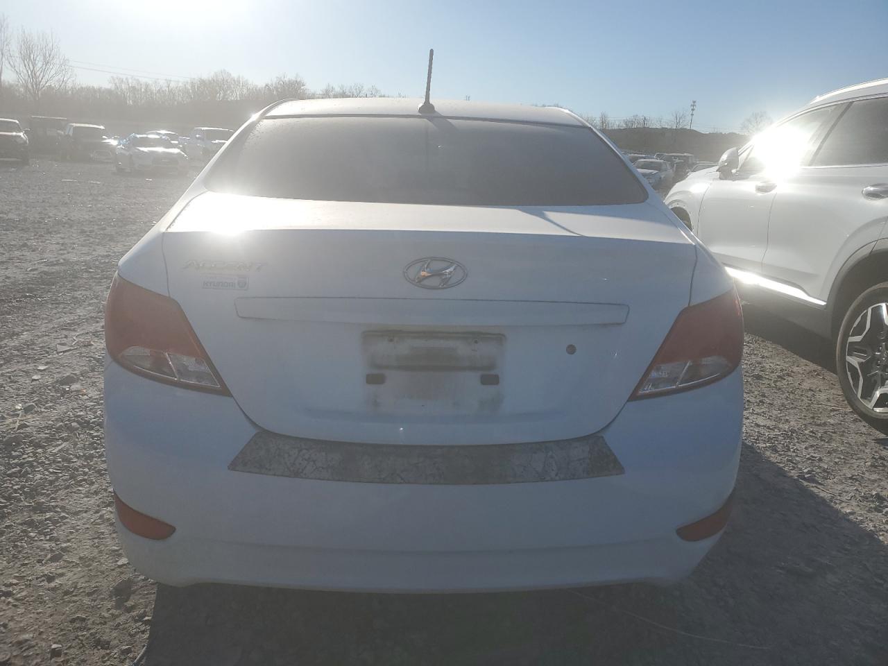 2016 Hyundai Accent - Image 6