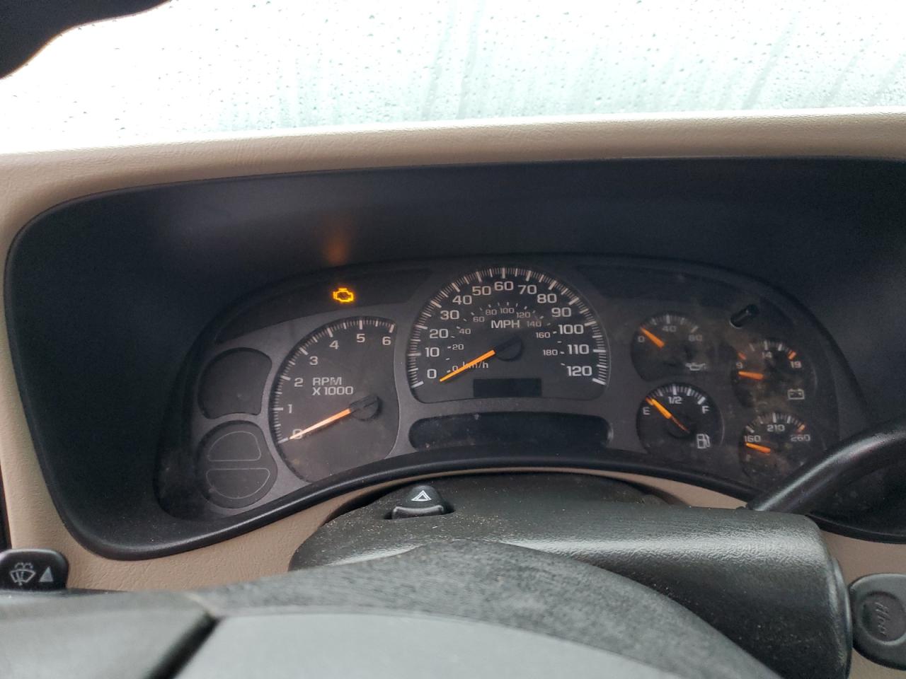 2004 GMC Sierra - Image 9