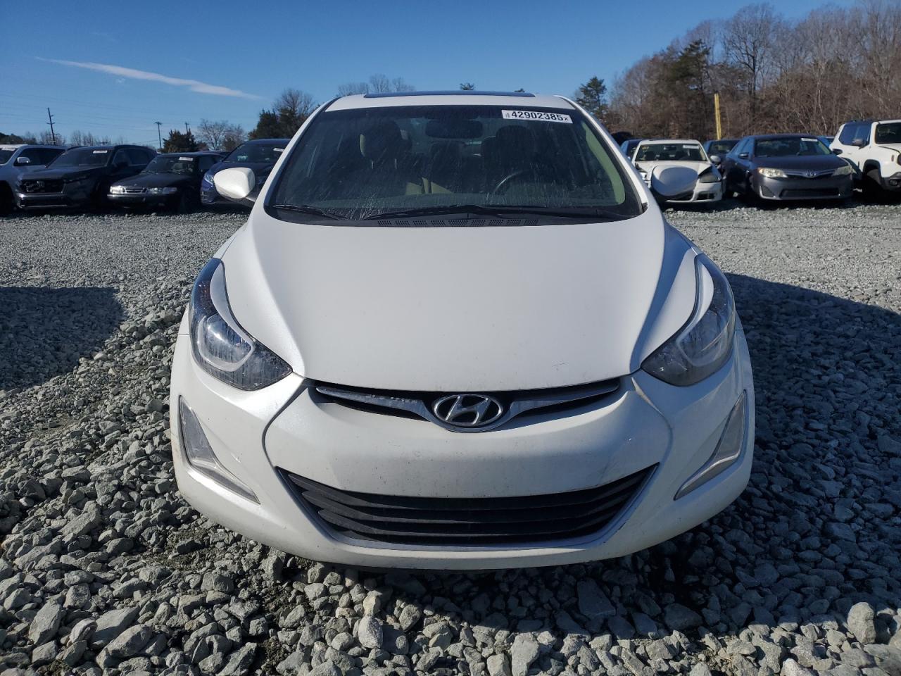 2016 Hyundai Elantra - Image 5