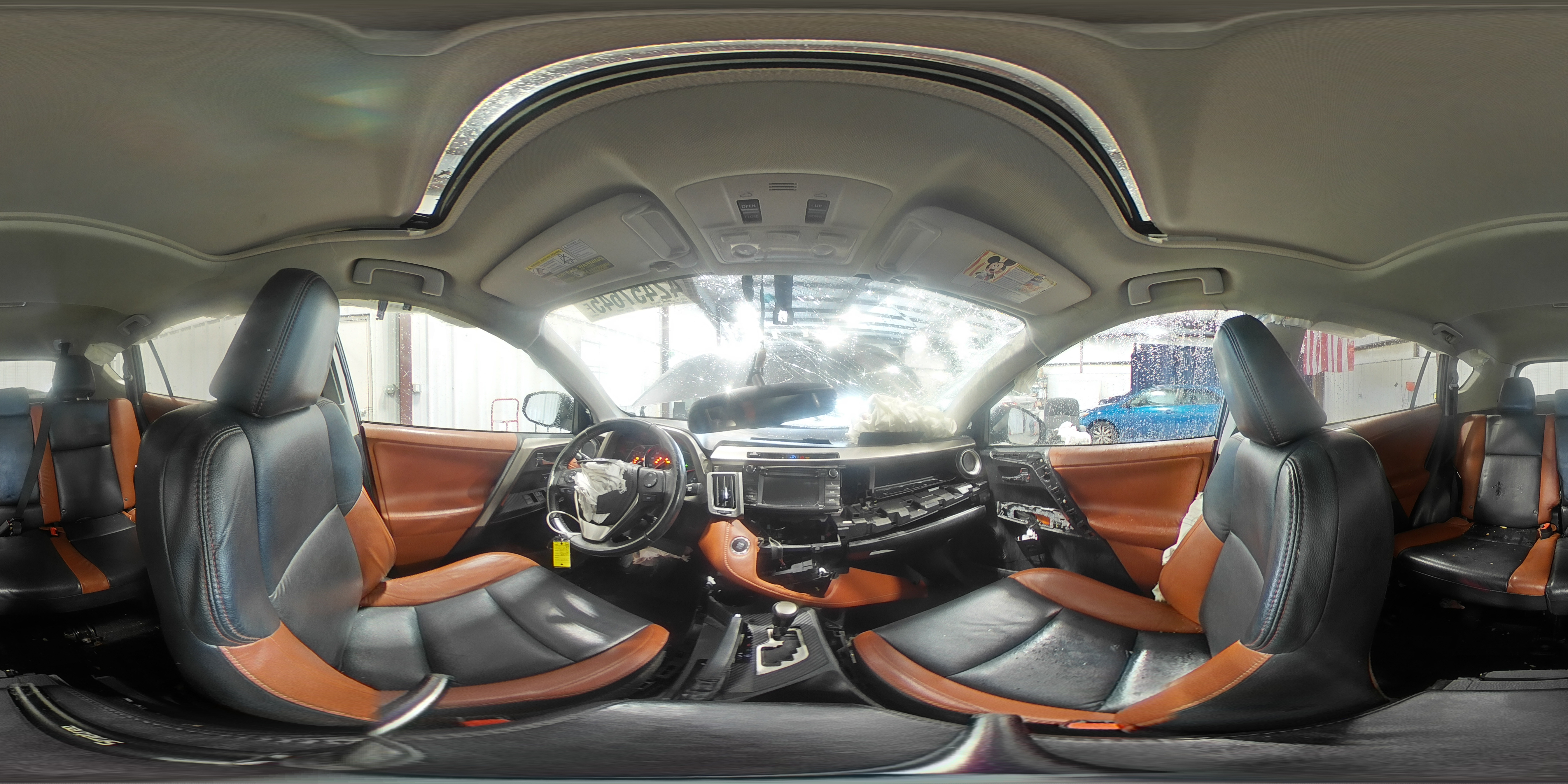 2013 Toyota RAV 4 - Image 13