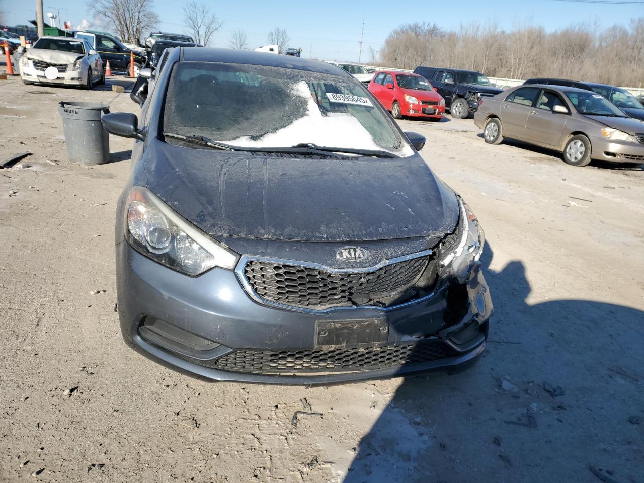 2016 Kia Forte - Image 5