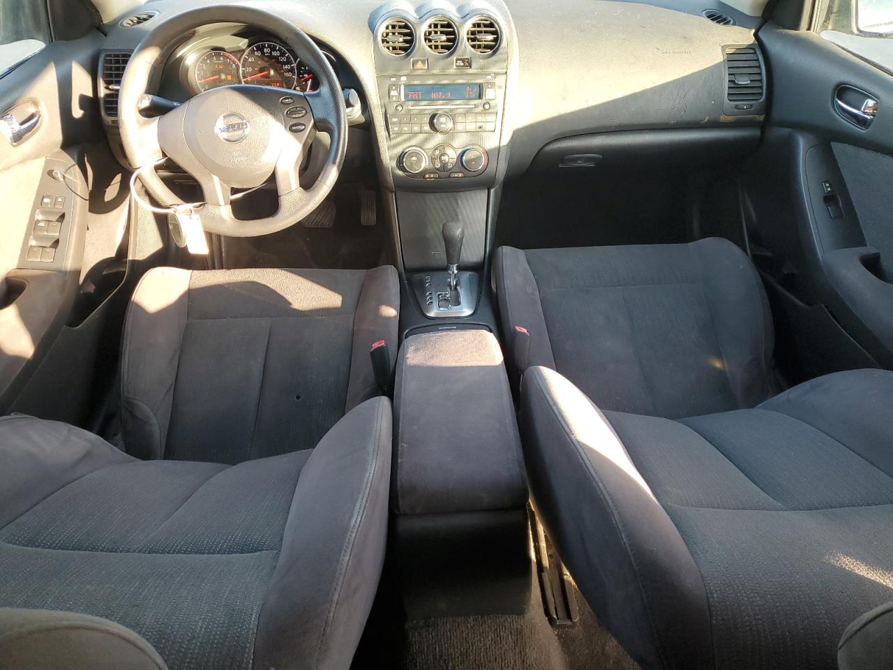 2012 Nissan Altima - Image 8