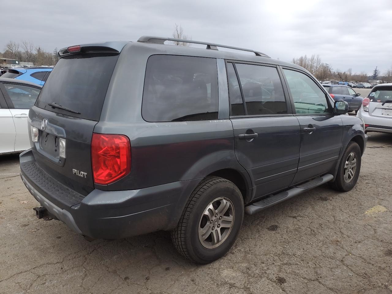 2004 Honda Pilot - Image 3