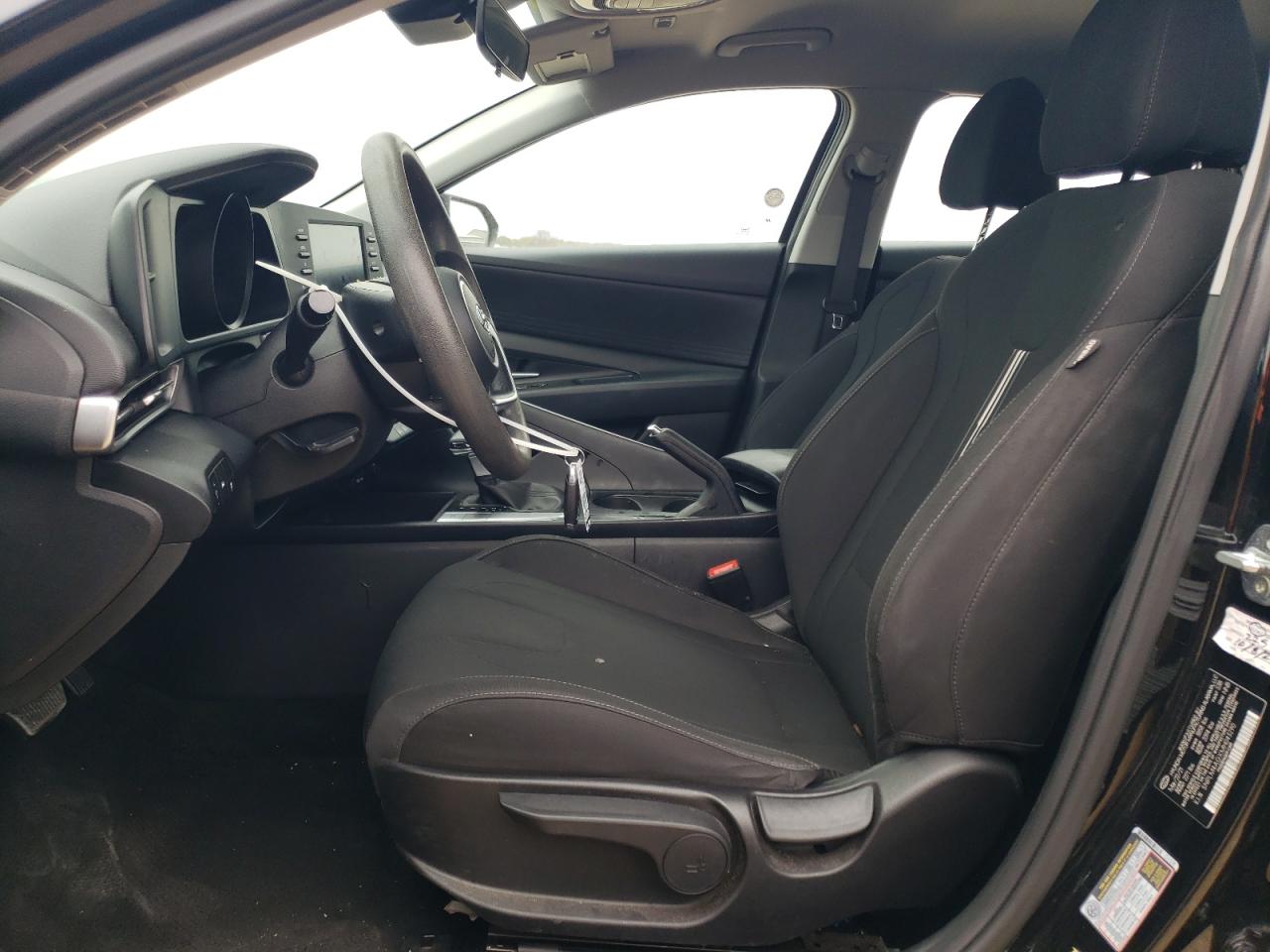 2021 Hyundai Elantra - Image 7