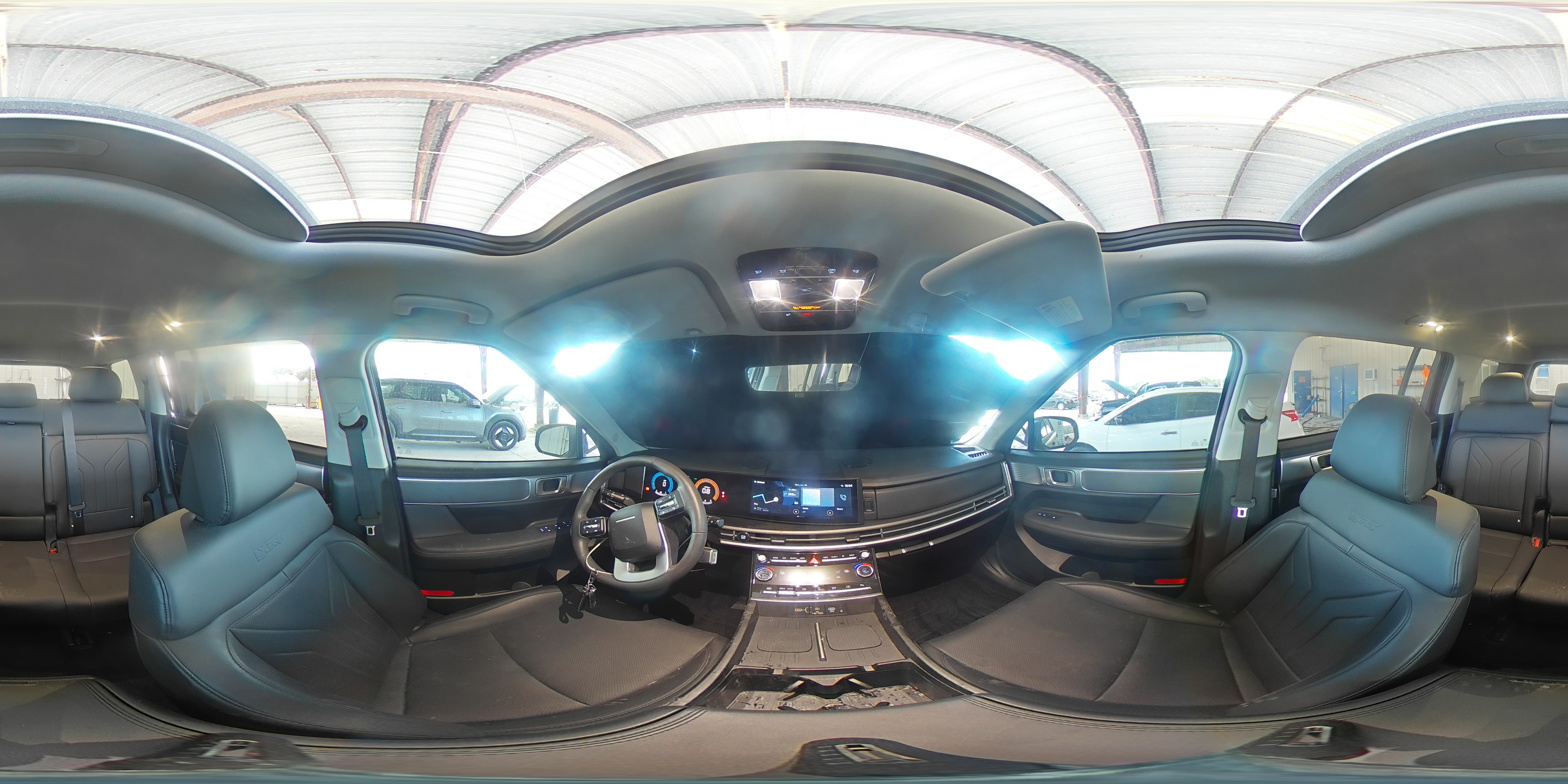 2024 Hyundai Santa Fe - Image 15
