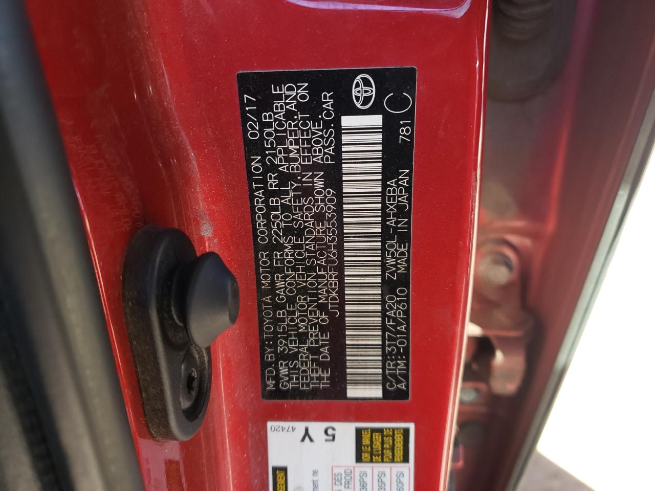 2017 Toyota Prius - Image 12