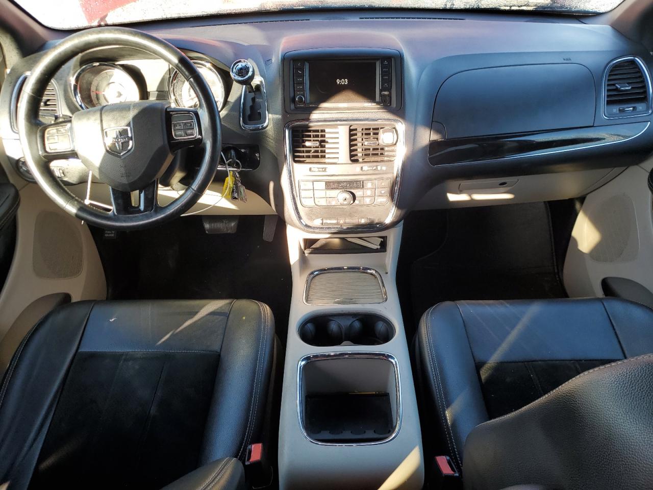 2016 Dodge Caravan - Image 8