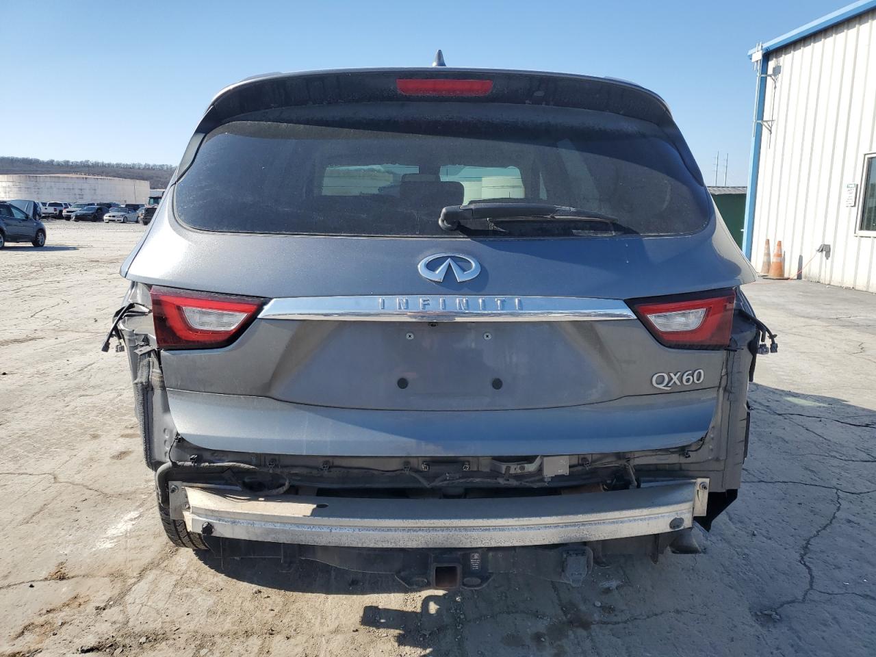 2017 Infiniti QX60 - Image 6