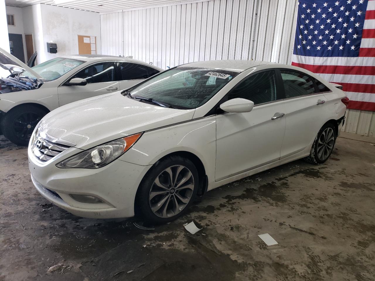 2013 Hyundai Sonata - Image 1