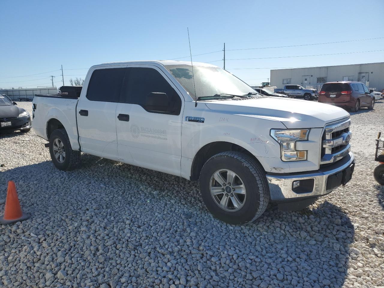2015 Ford F-150 - Image 4