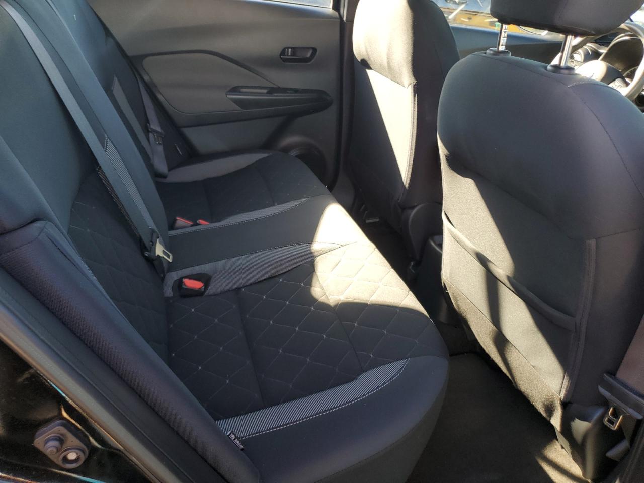 2020 Nissan Kicks - Image 11