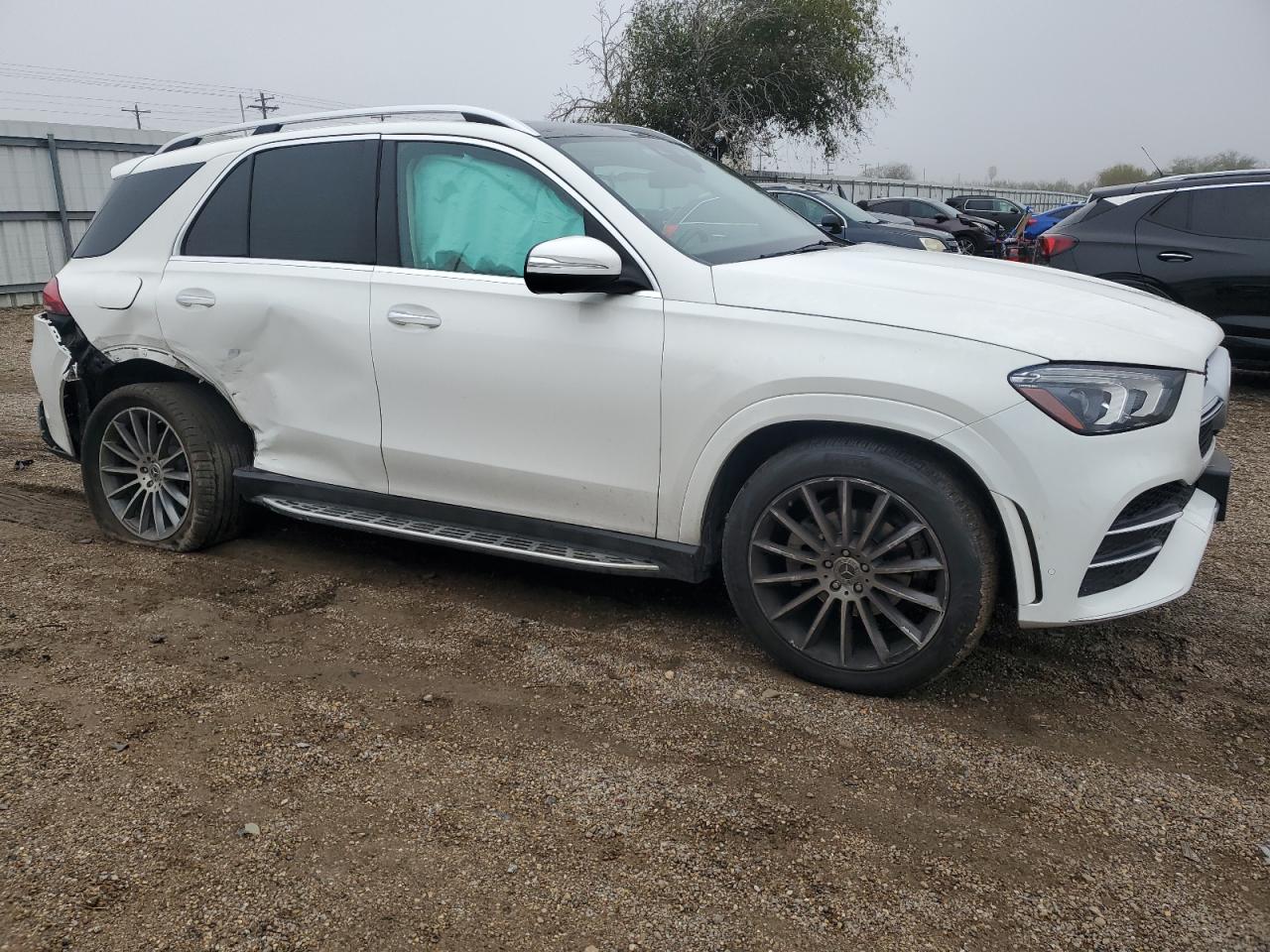 2021 Mercedes-Benz GLE - Image 4