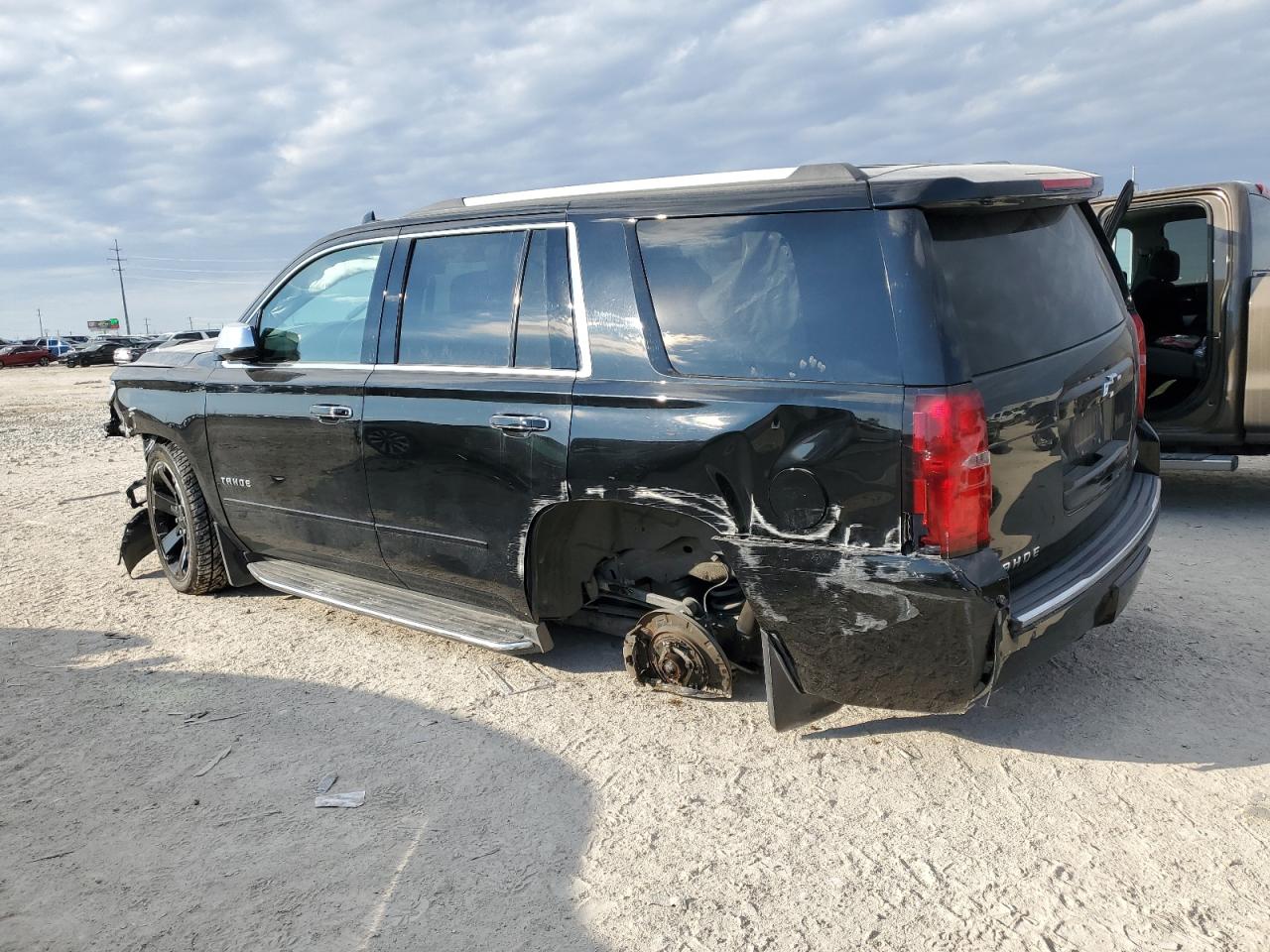 2017 Chevrolet Tahoe - Image 2