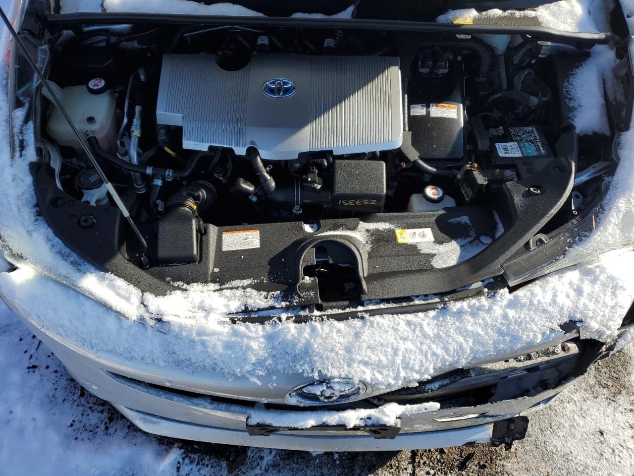 2016 Toyota Prius - Image 11