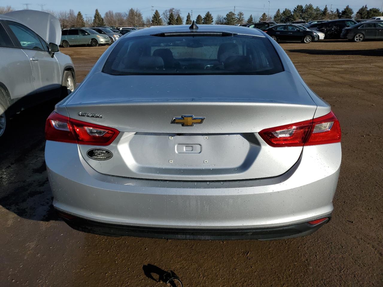 2022 Chevrolet Malibu - Image 6
