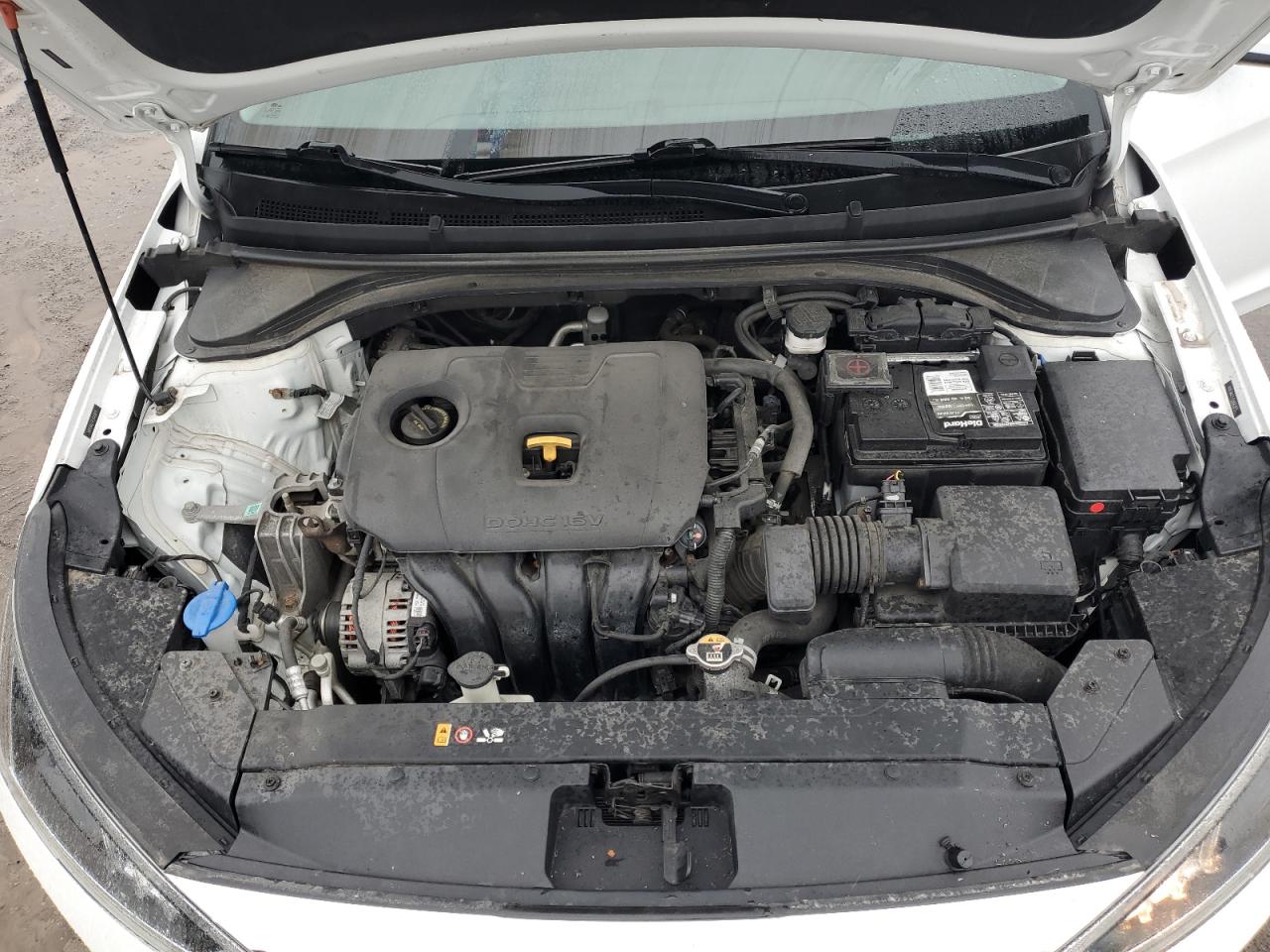 2020 Hyundai Elantra - Image 11