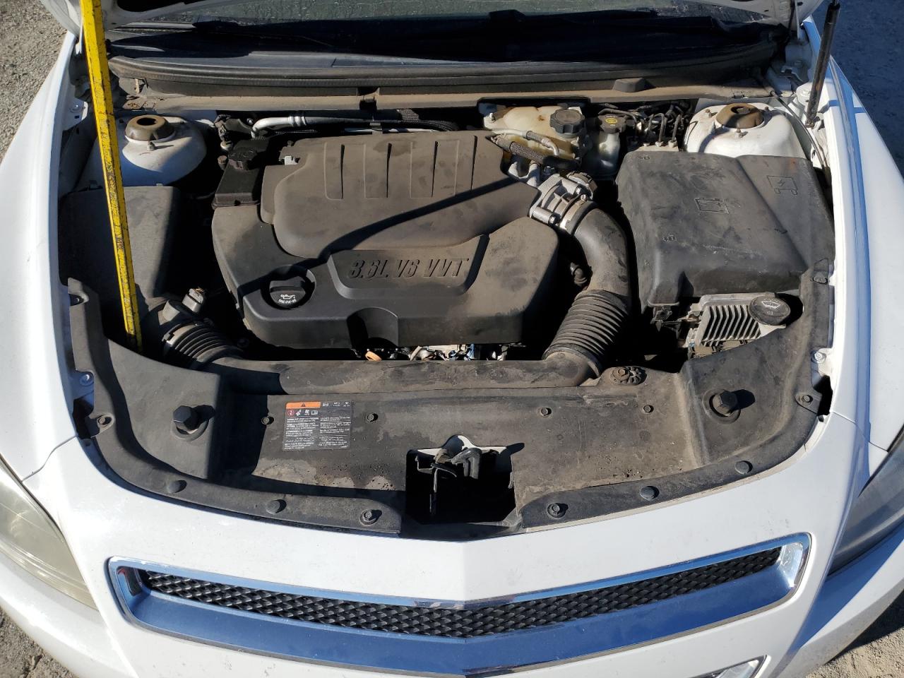 2011 Chevrolet Malibu - Image 11
