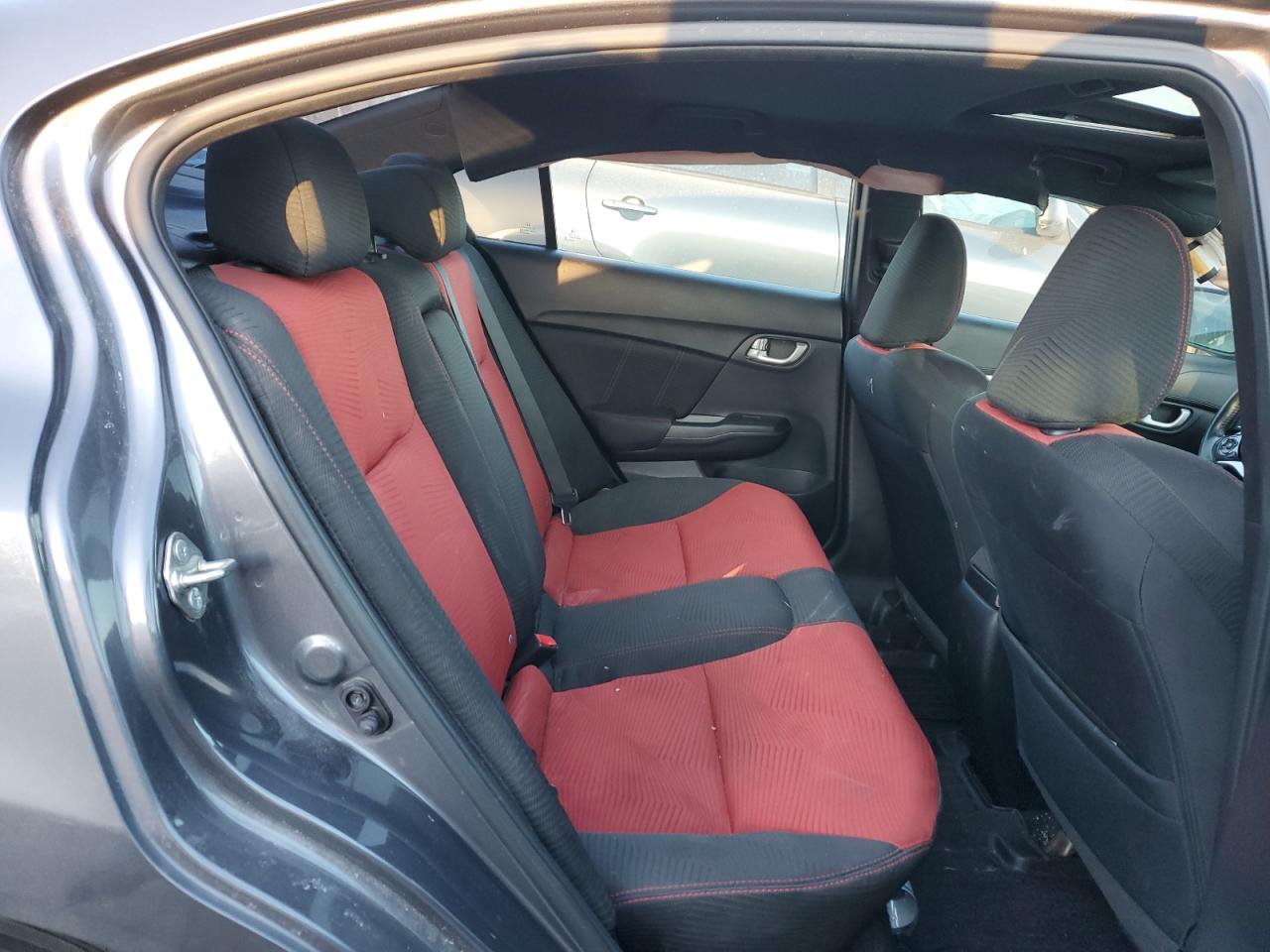 2015 Honda Civic - Image 10