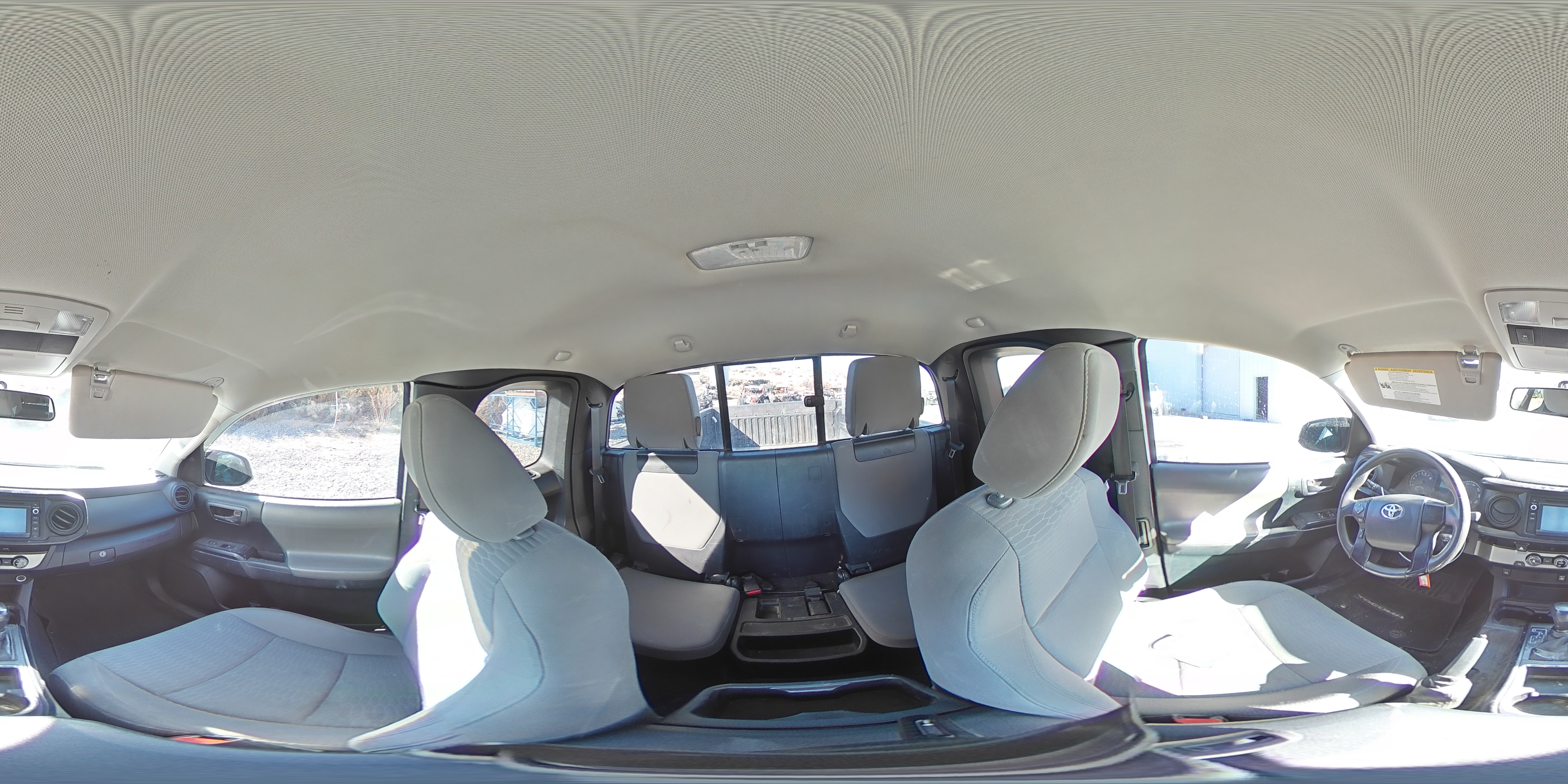 2016 Toyota Tacoma - Image 14