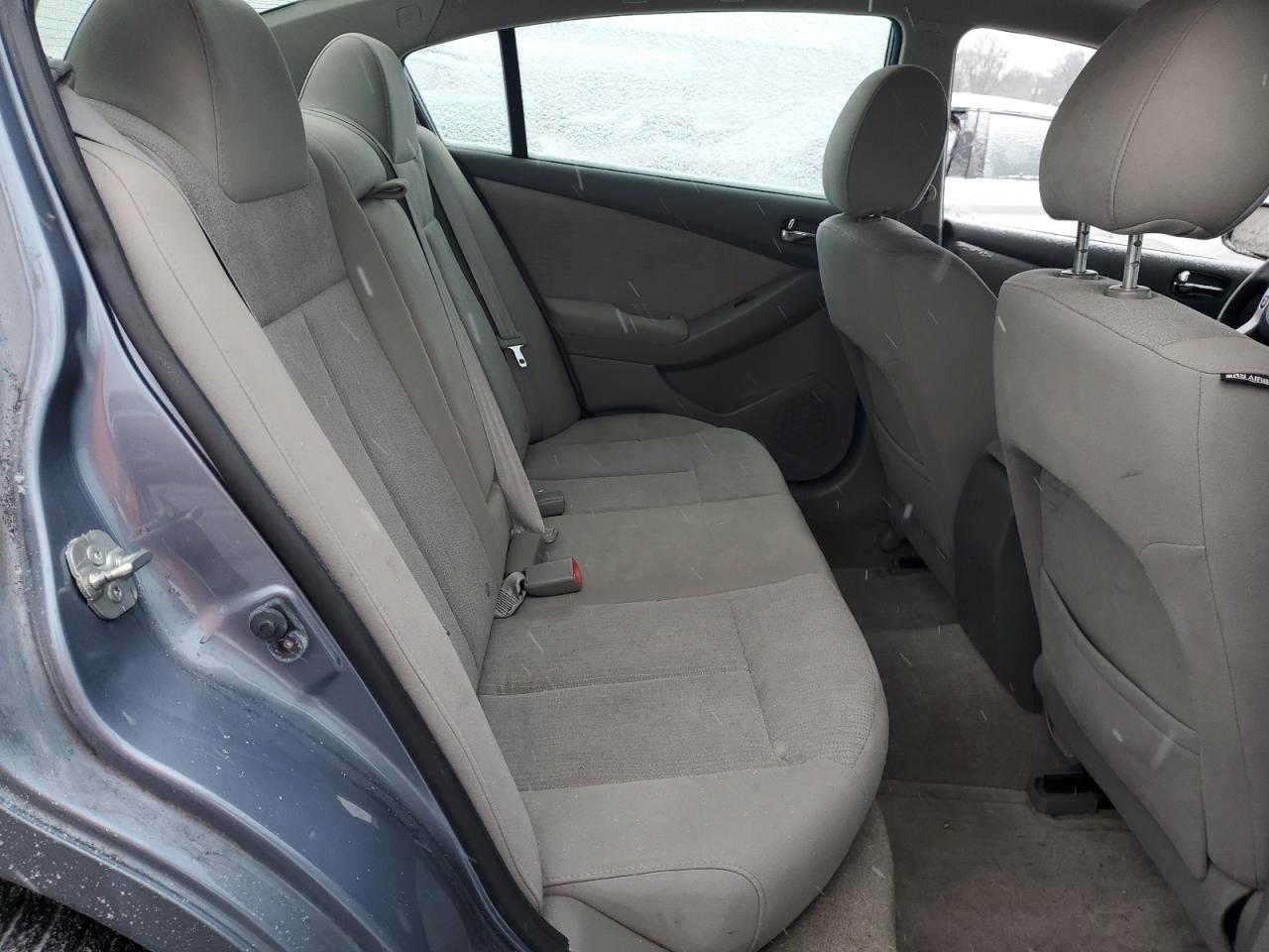 2012 Nissan Altima - Image 10