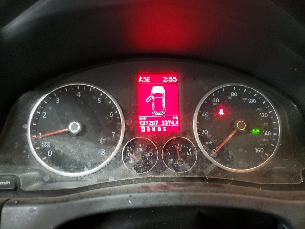 2009 Volkswagen Tiguan - Image 9