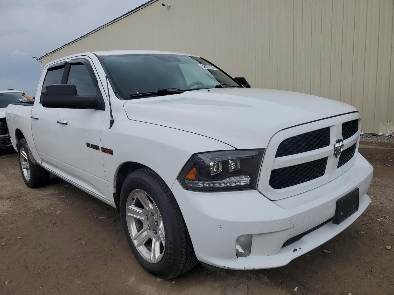2015 RAM 1500 - Image 4