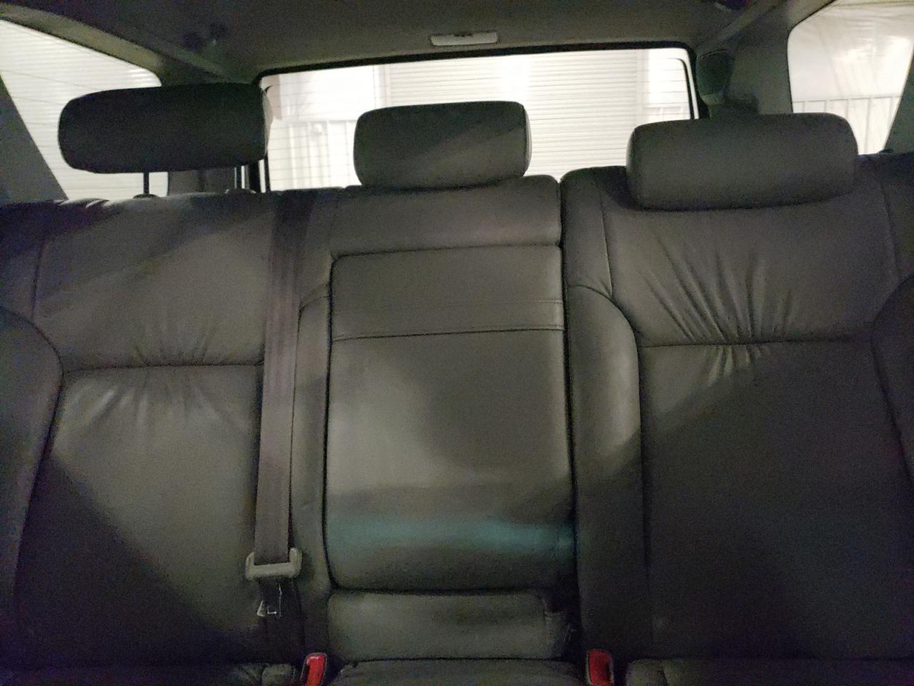 2005 Toyota 4Runner - Image 10