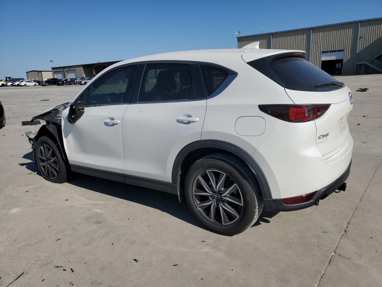 2018 Mazda CX-5 - Image 2