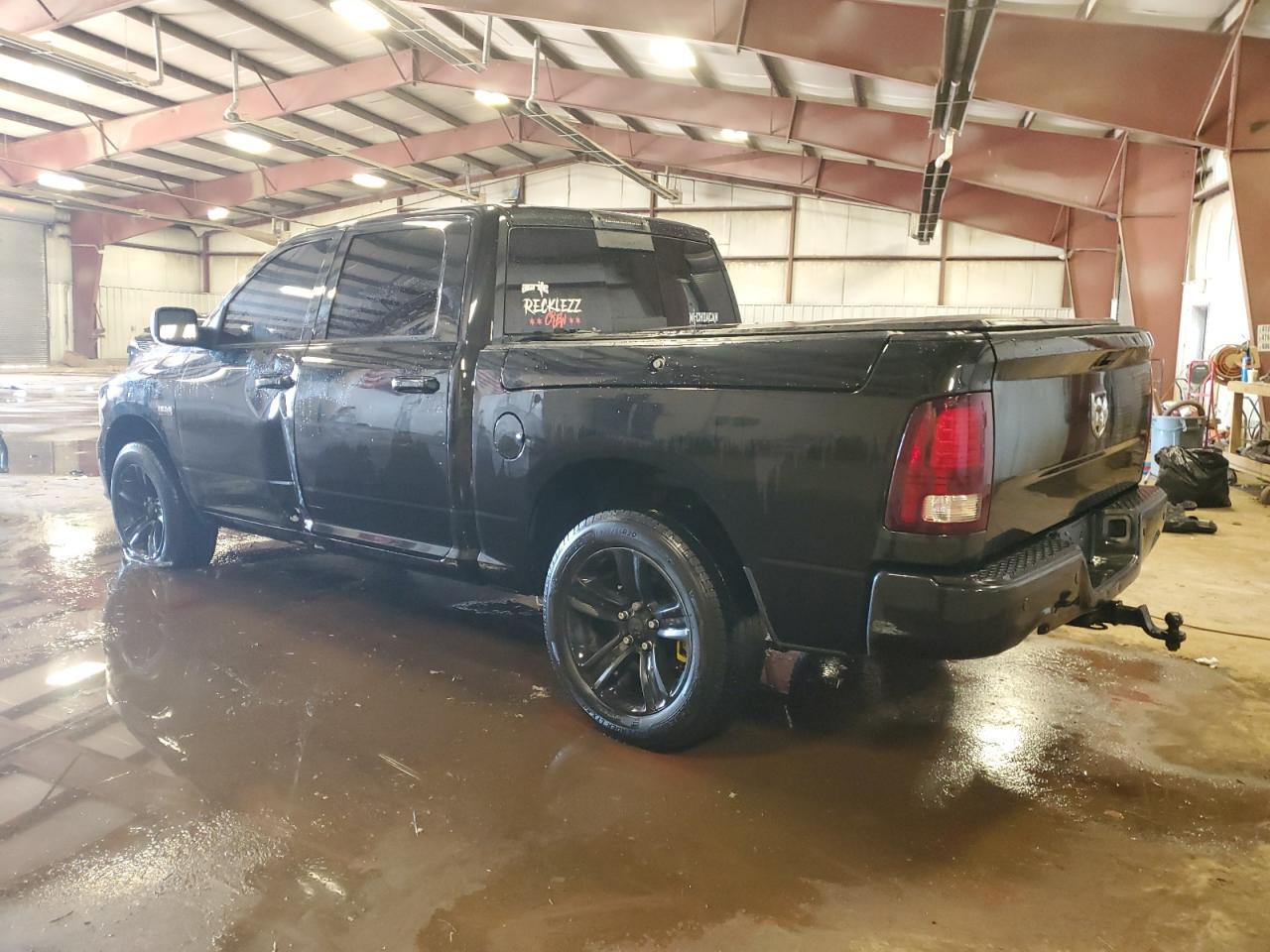 2016 RAM 1500 - Image 2