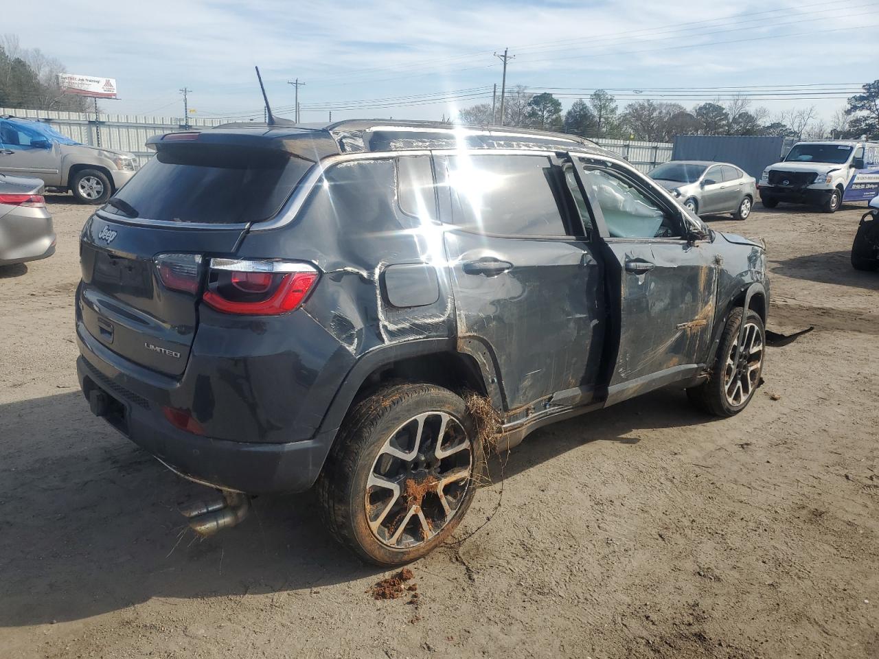 2018 Jeep Compass - Image 3