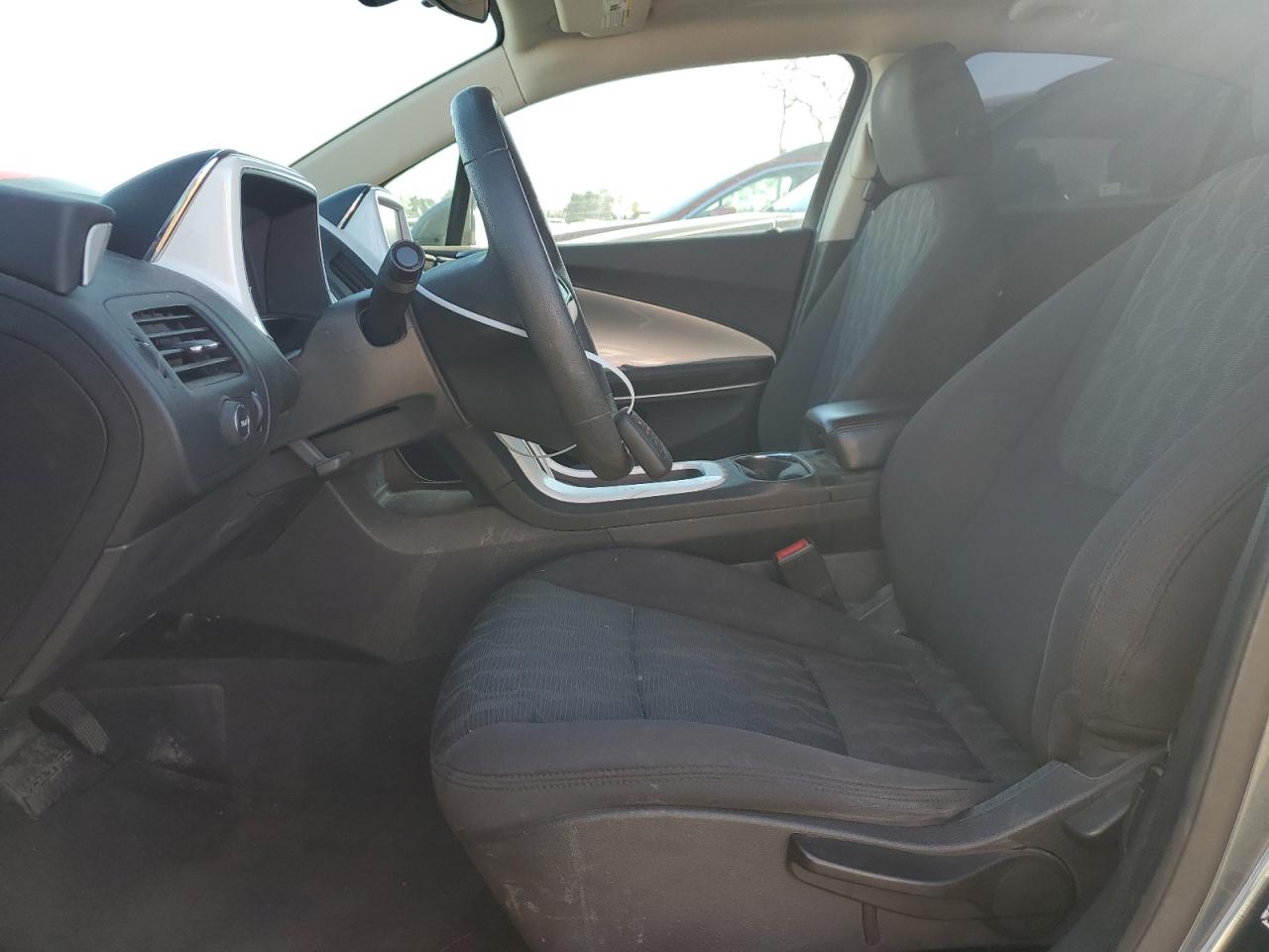 2013 Chevrolet Volt - Image 7