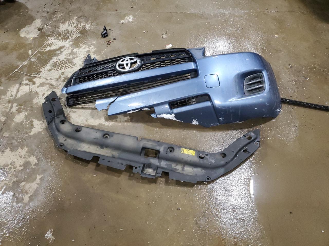 2011 Toyota RAV 4 - Image 13