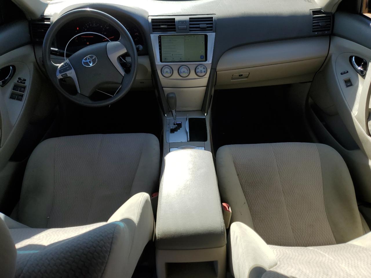 2010 Toyota Camry - Image 8