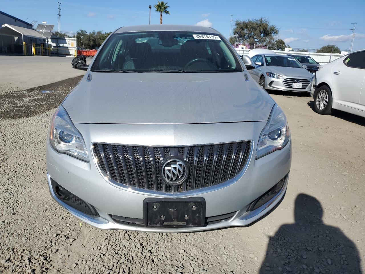 2016 Buick Regal - Image 5