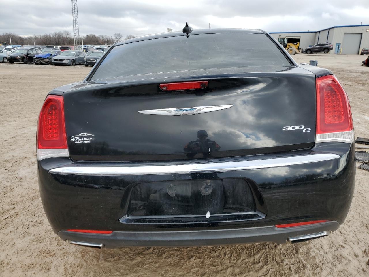 2016 Chrysler 300 - Image 6