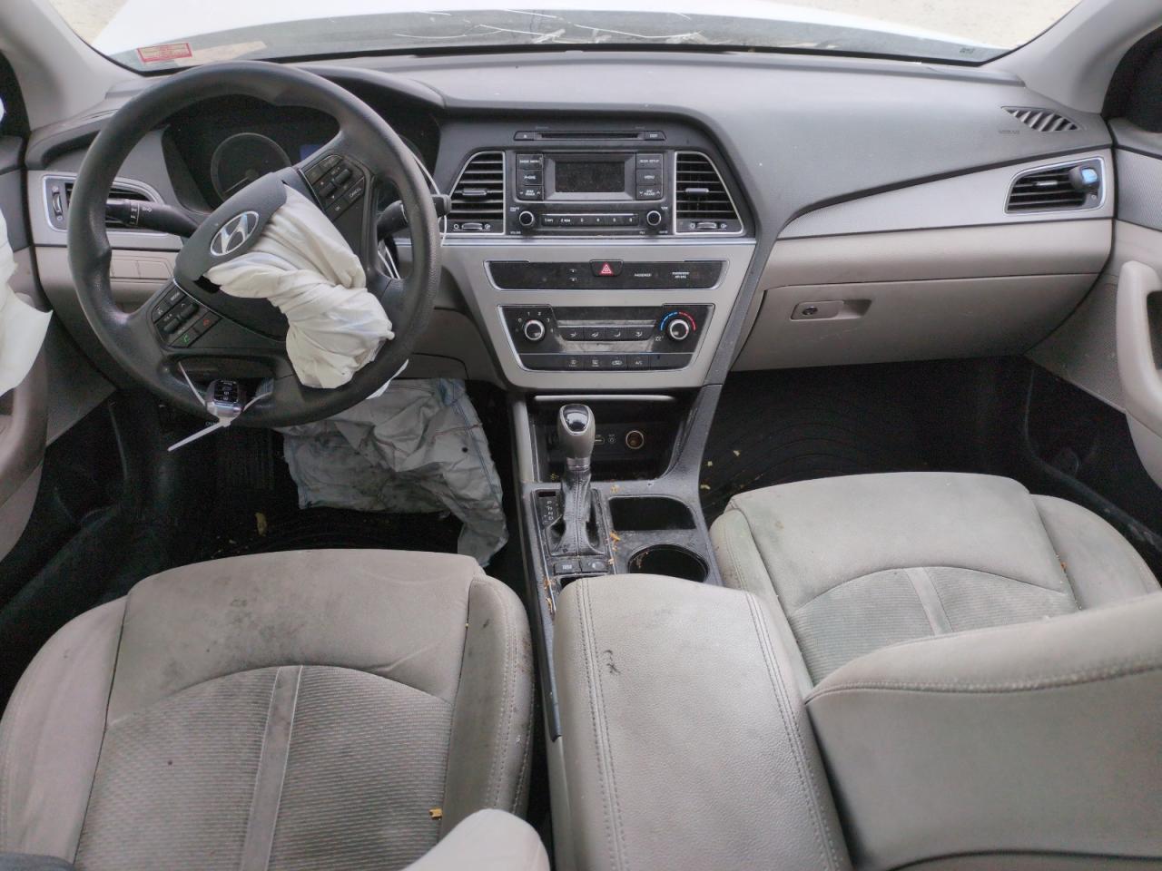 2015 Hyundai Sonata - Image 8