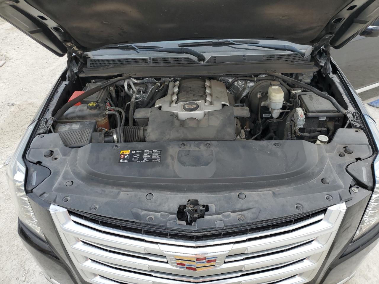 2016 Cadillac Escalade - Image 12