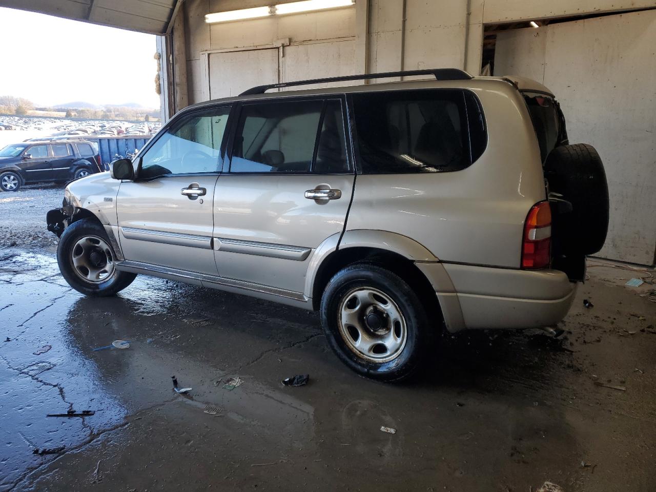 2002 Suzuki XL7 - Image 2