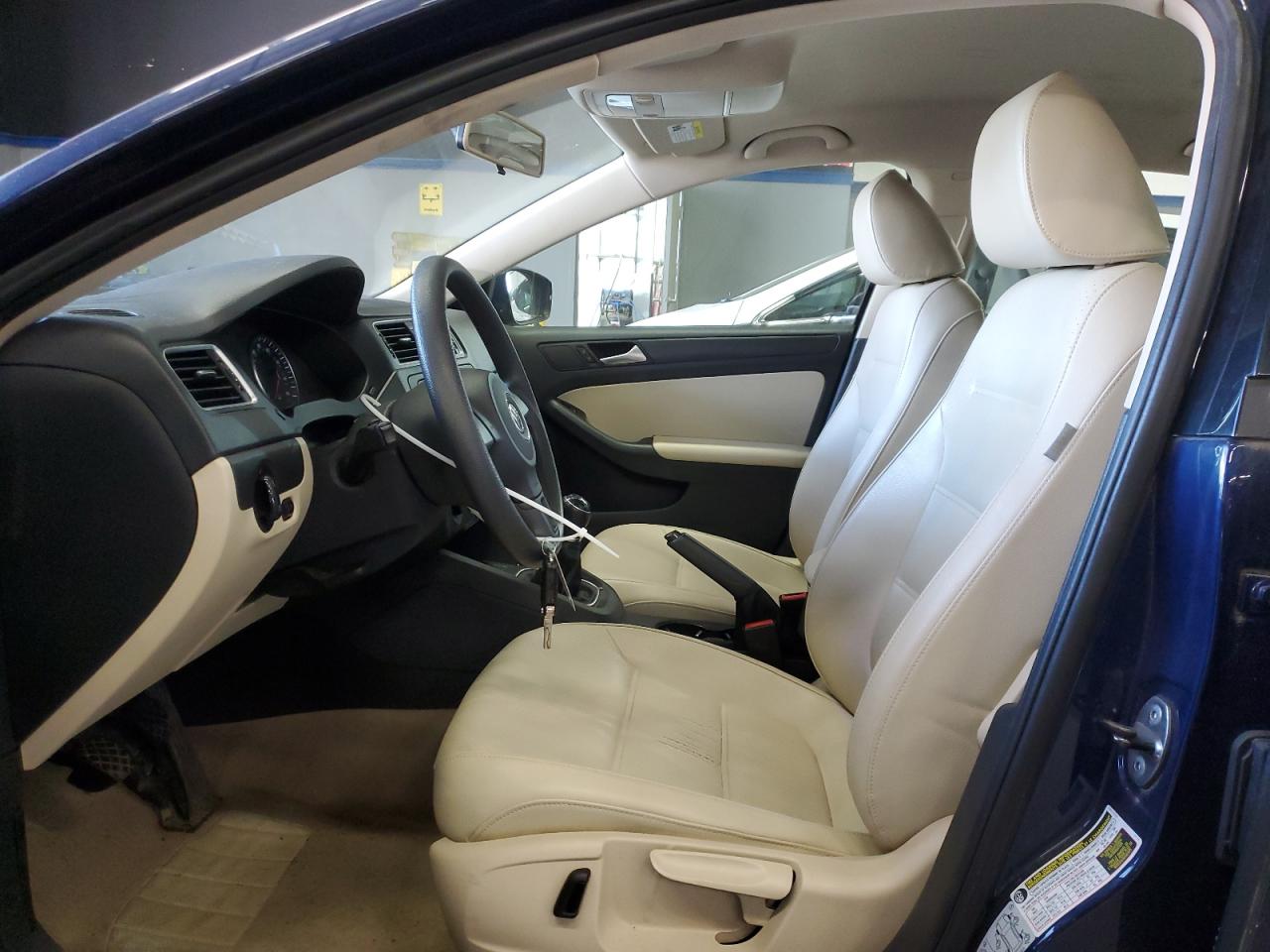 2014 Volkswagen Jetta - Image 7