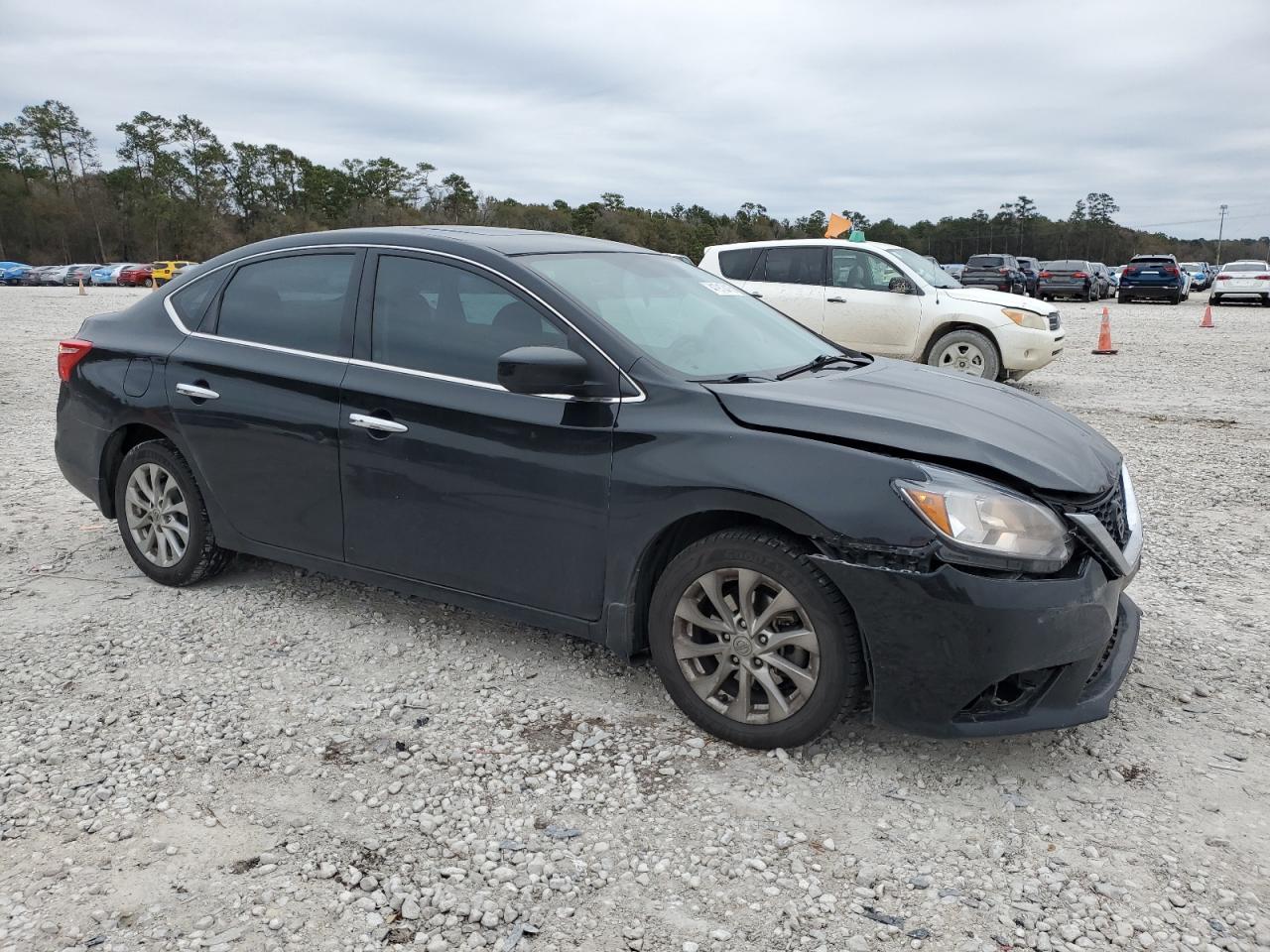 2017 Nissan Sentra - Image 4