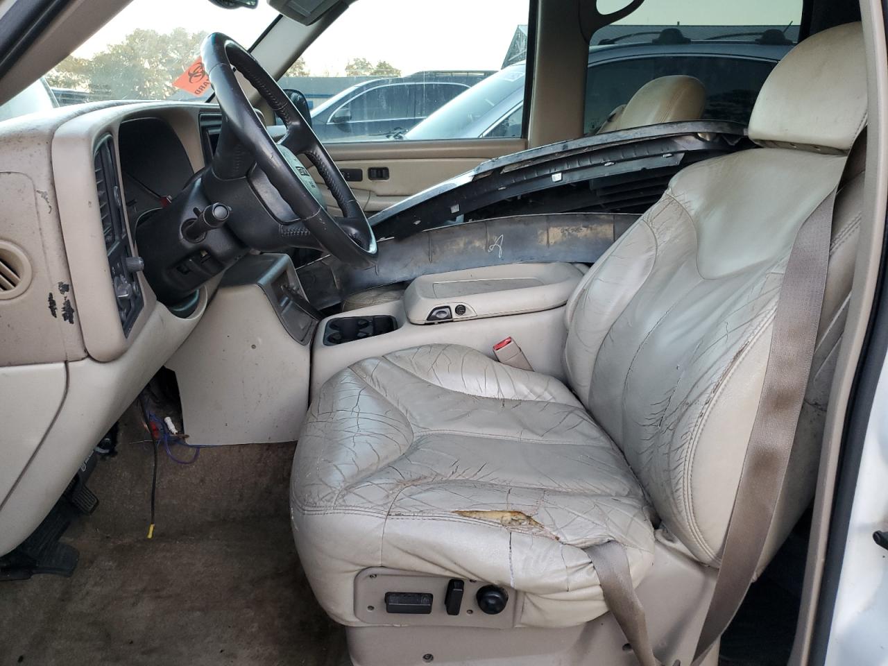 2002 GMC Yukon - Image 7