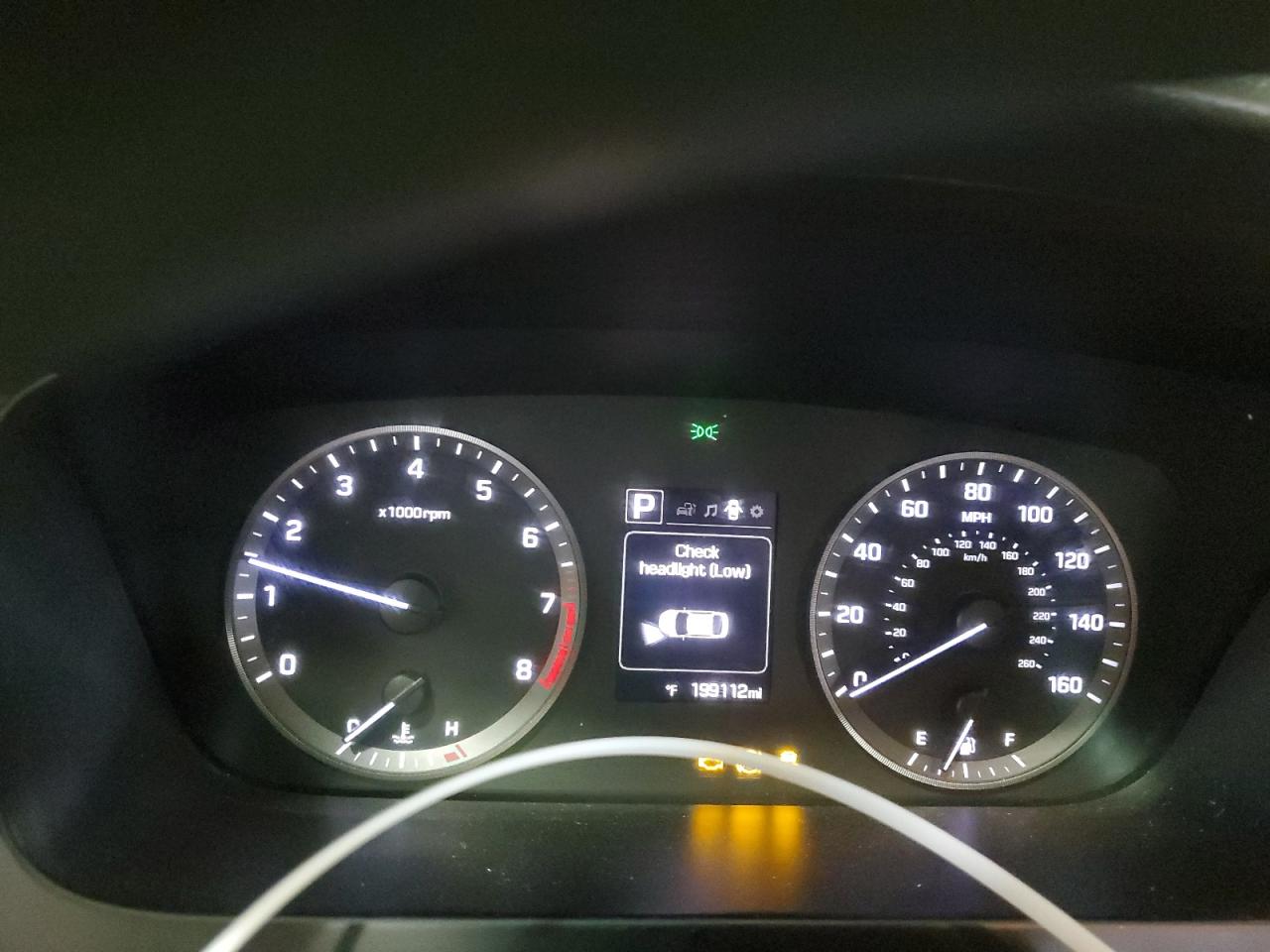 2015 Hyundai Sonata - Image 9